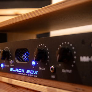블랙박스 아날로그 디자인 MM-1 진공관 프리앰프 이미지