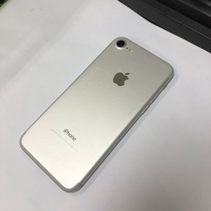 아이폰7 128GB 실버 중고폰 배터리100% 인스타 레트로감성 카메라폰 사진폰 261806 이미지