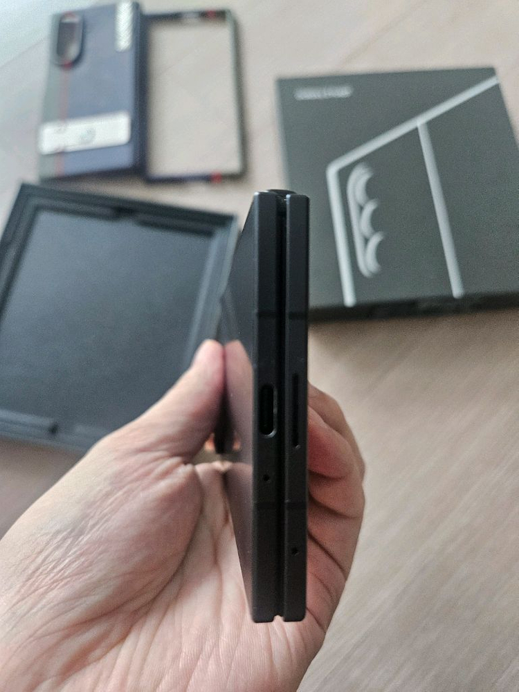 자급제 갤럭시 z폴드 7. 512기가 이미지