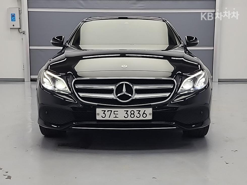 E클래스 (W213) E220d 아방가르드 이미지