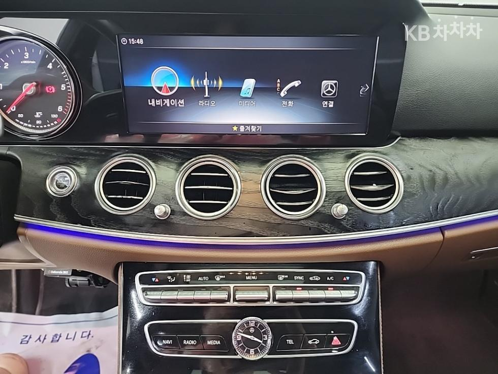 E클래스 (W213) E220d 아방가르드 이미지