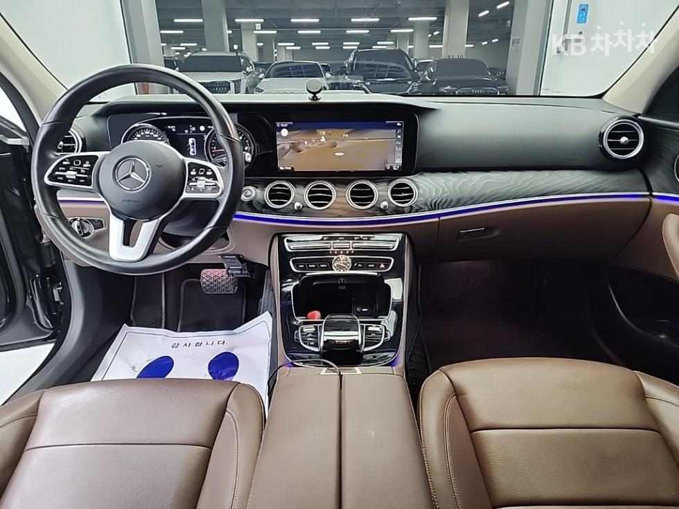 E클래스 (W213) E220d 아방가르드 이미지