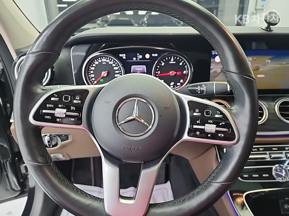 E클래스 (W213) E220d 아방가르드 이미지