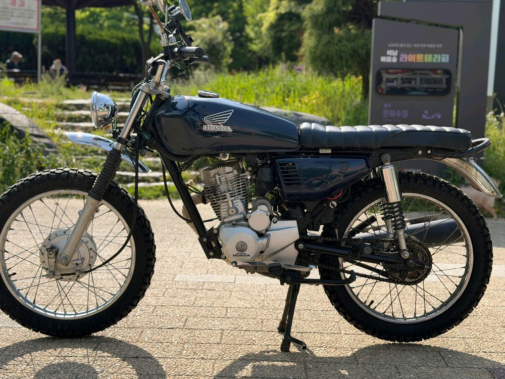 2019년식 CG125 브랫스타일 커스텀 판매합니다 이미지