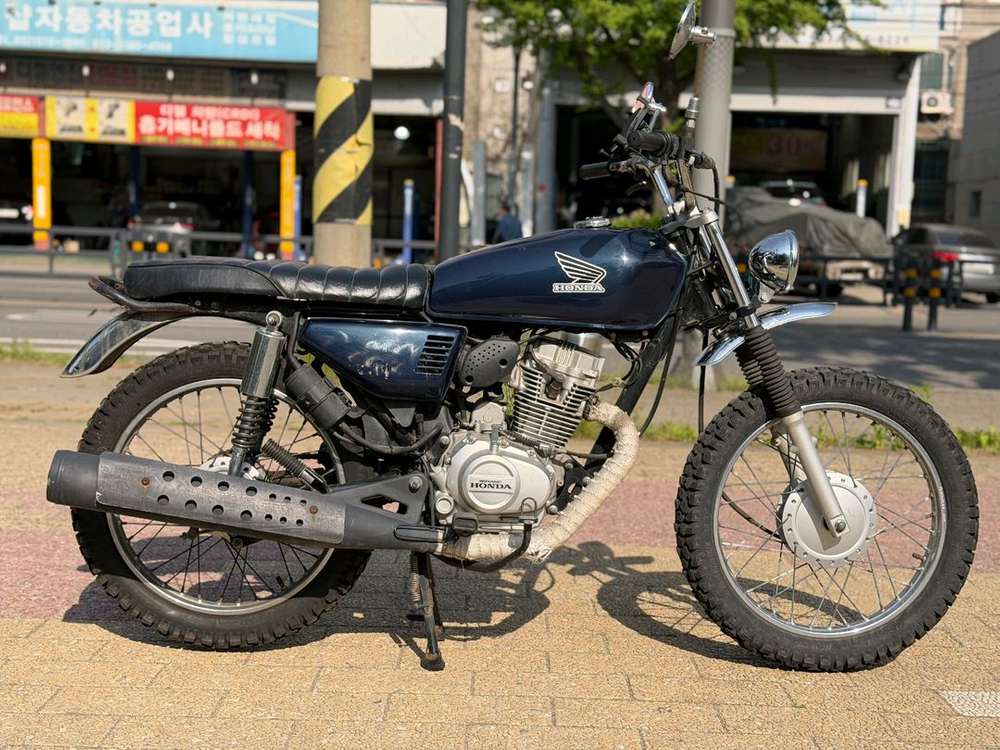 2019년식 CG125 브랫스타일 커스텀 판매합니다 이미지