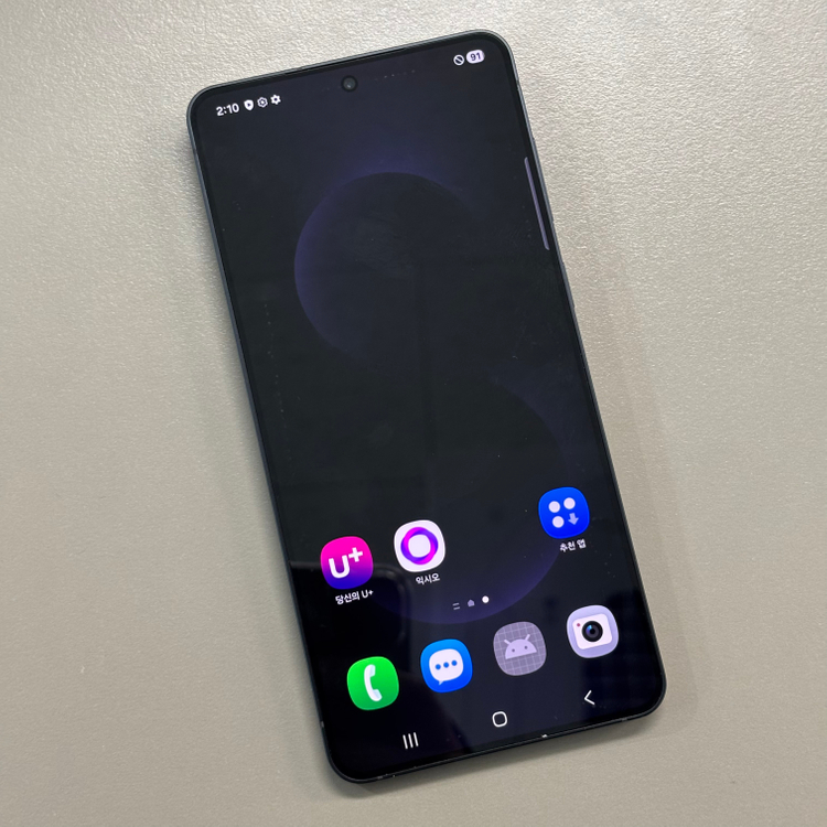 갤럭시S25엣지 블랙색상 256용량 미파손 무잔상 S급 25년9월개통 상태좋은단말기 이미지