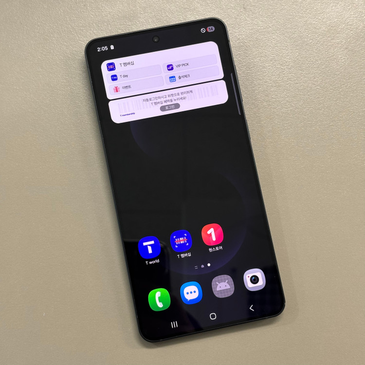 갤럭시S25엣지 블랙색상 256용량 25년8월개통 S급 정상해지공기계 판매합니다 이미지