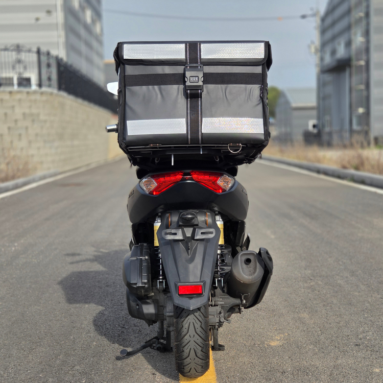 최저가 ) 23년식 NMAX155 좋은튜닝 저렴하게 판매합니다. 이미지