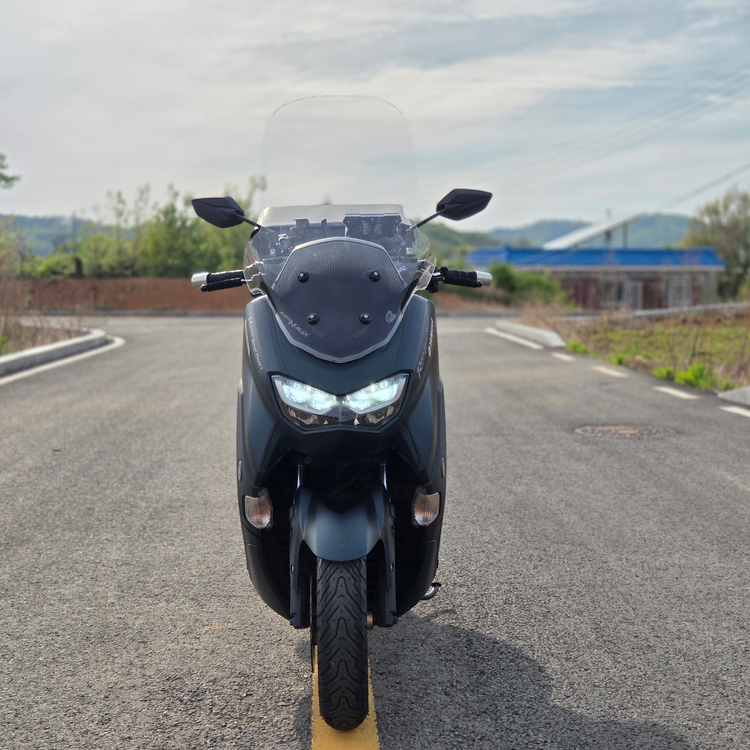 최저가 ) 23년식 NMAX155 좋은튜닝 저렴하게 판매합니다. 이미지