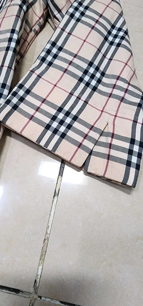 버버리 7부소매 체크남방 S 이미지