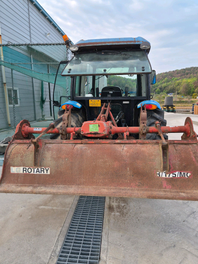 ls u55트랙터 이미지