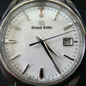 그랜드 세이코 sbgx355 (눈꽃송이 모델) 37mm 시계팝니다. 이미지