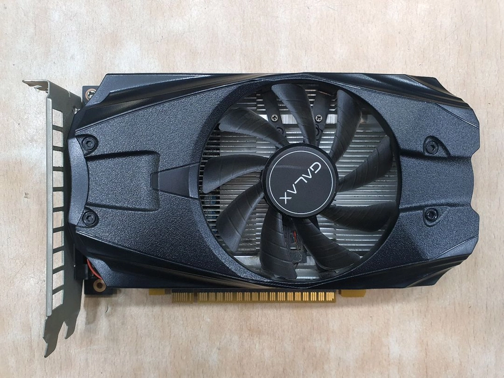 GALAX GTX 1050 2G 그래픽카드 이미지