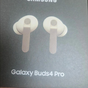 갤럭시 버즈4프로 핑크 골드 새제품 팝니다 이미지