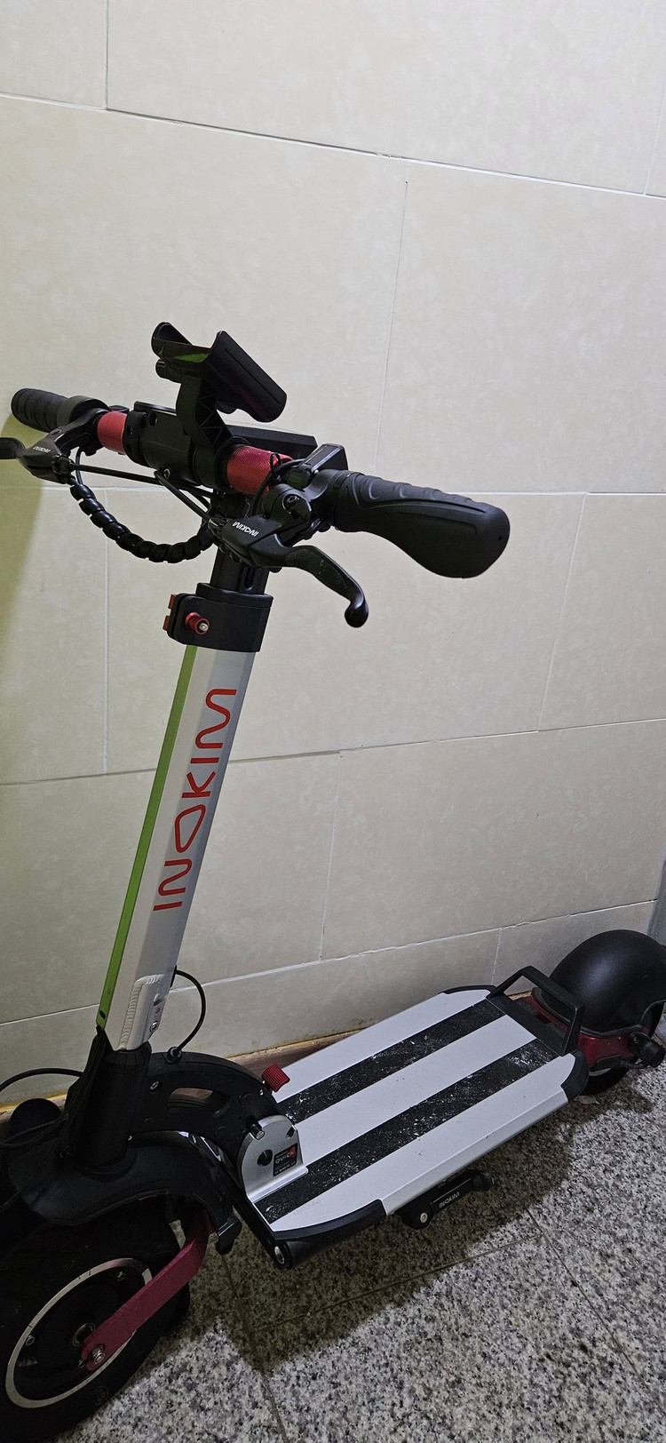 전동킥보드 이미지