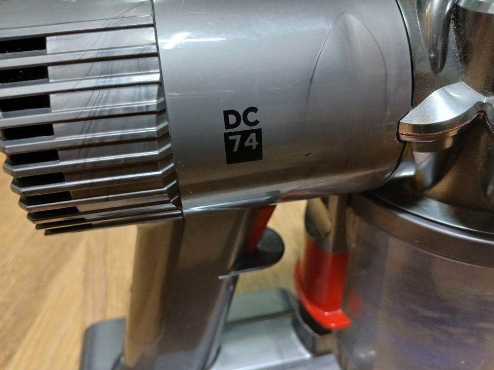 dyson DC74 무선청소기 본체와 배터리 부품용 배터리 짱짱 이미지