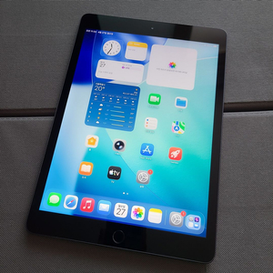 부산 아이패드 8세대 32GB 배터리88% 와이파이 이미지
