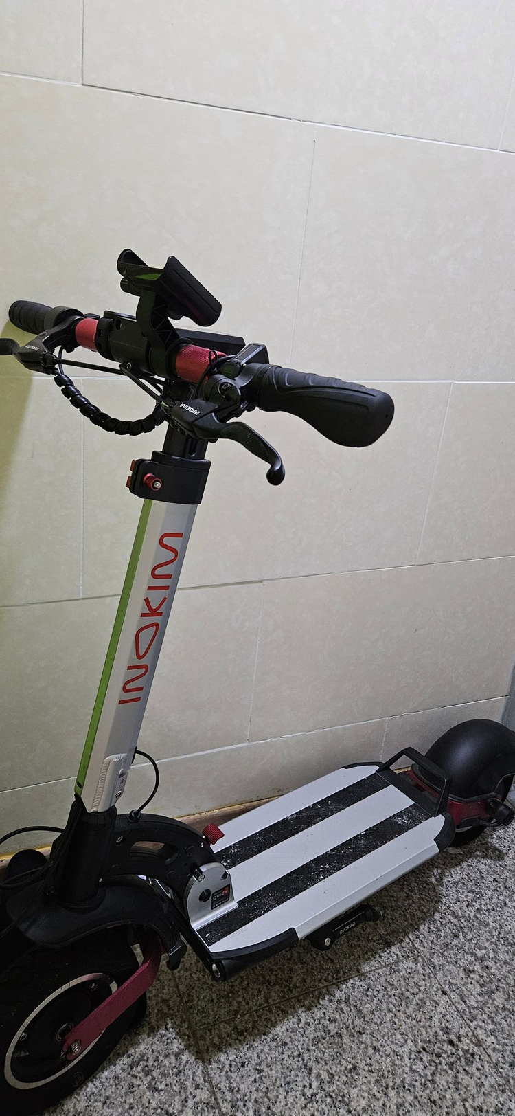 전동킥보드 이미지