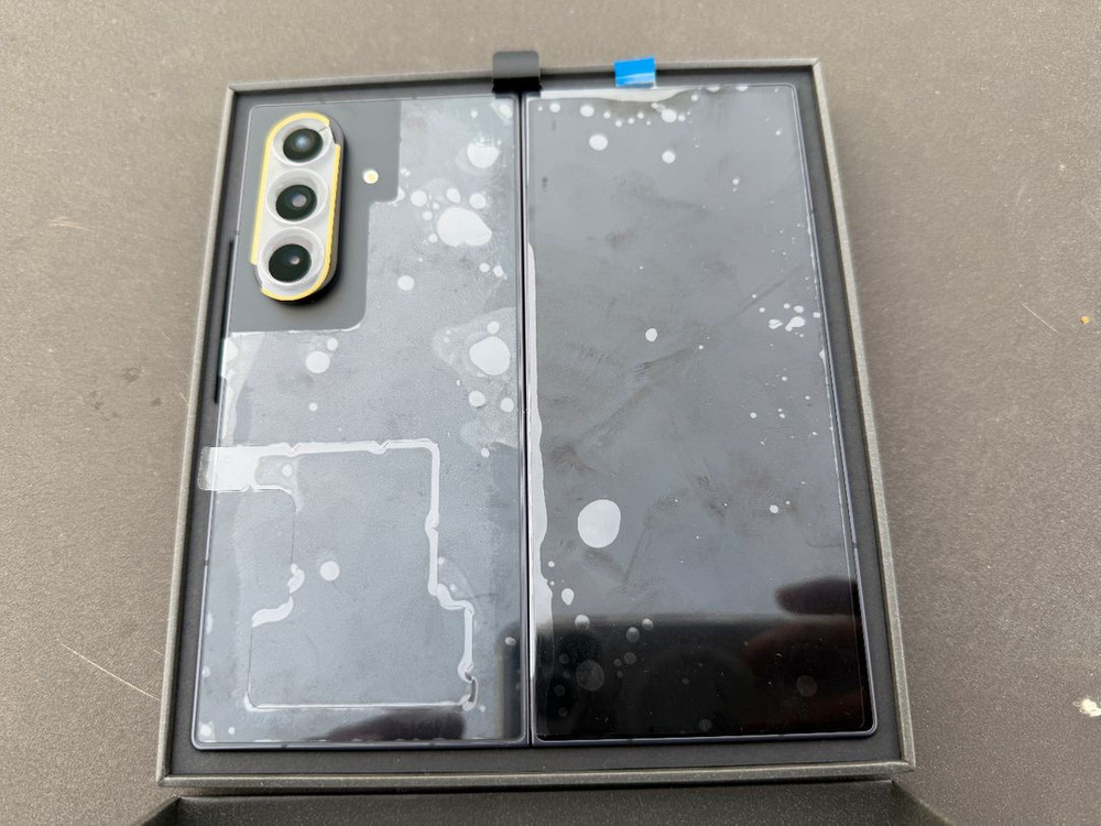 갤럭시 폴드7 제트블랙 1TB 팝니다 이미지