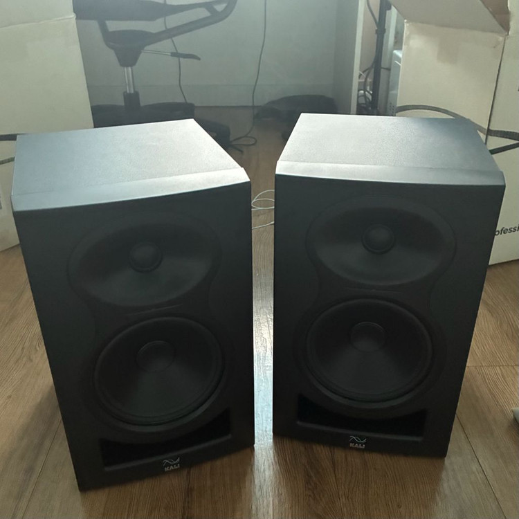 Kali Audio 칼리오디오 LP-6 모니터링 스피커 1조 2통 이미지