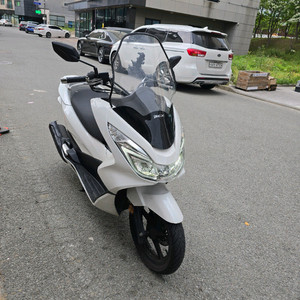 17년 pcx 125 5만9천km 중고오토바이스쿠터부산울산김해양산창원대구서울대전광주 이미지