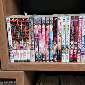 인기 만화책 세트 이미지