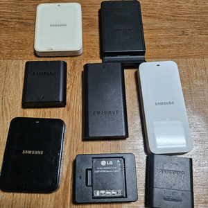 구혀휴대폰 배터리 및 충전기 세트 이미지