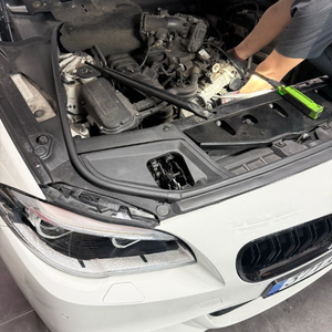 중형 세단bmw 520d럭셔리 M스포츠 패키지 튜닝 이미지