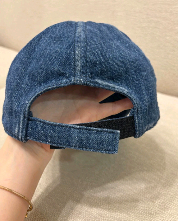미우미우 데님 볼캡 이미지
