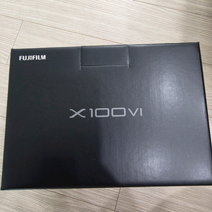 후지필름 X100VI 블랙 (미개봉) 판매합니다.
