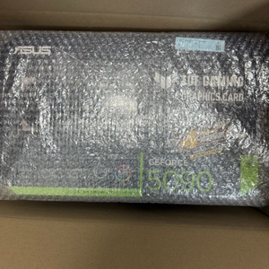 ASUS RTX 5090 TUF 미개봉 이미지
