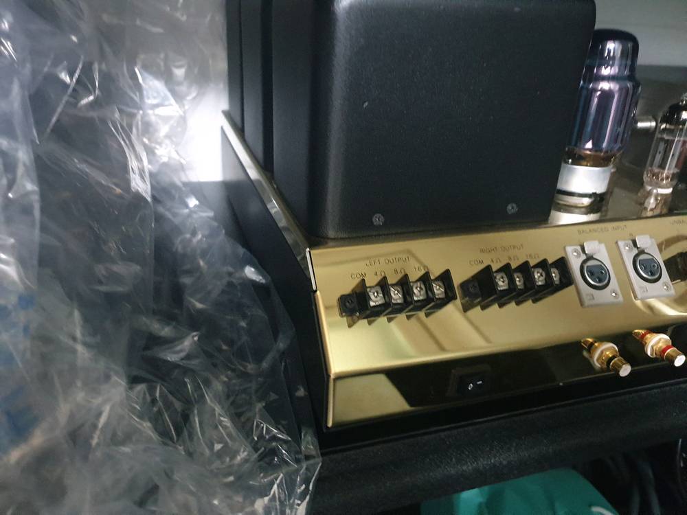 매킨토시 275 진공관앰프 이미지