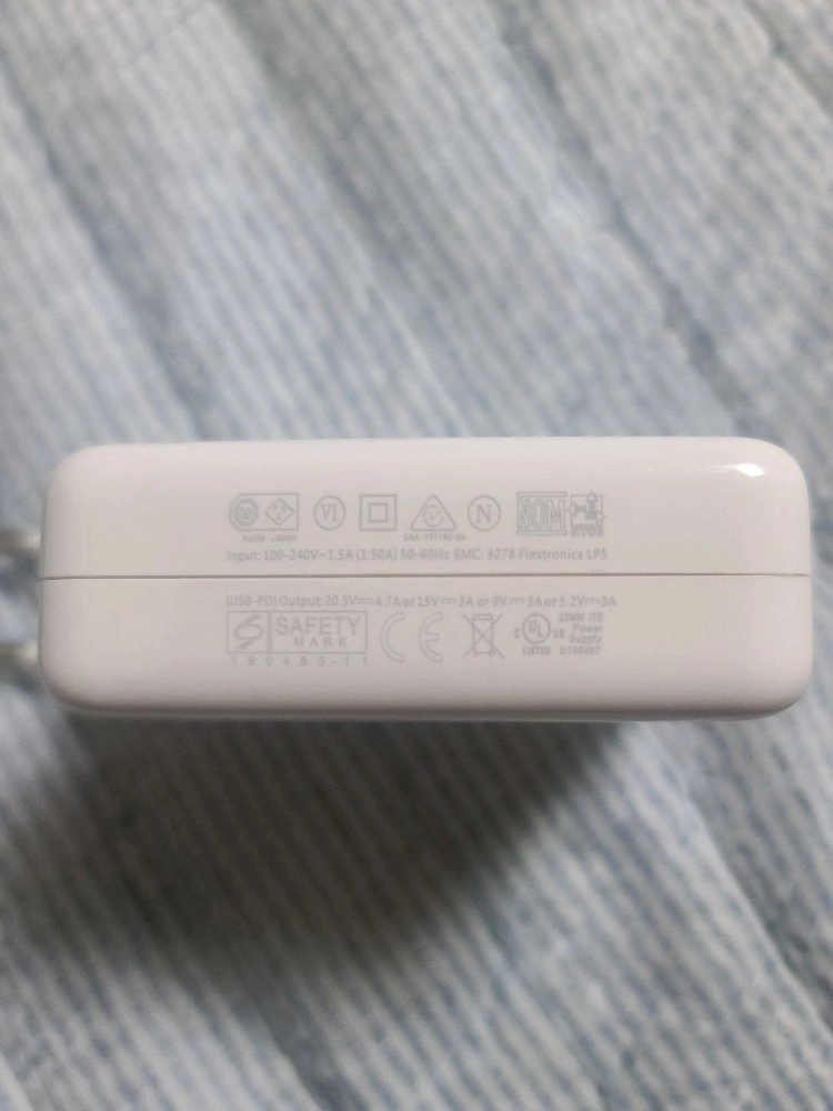 애플 충전기 96w 고장 이미지