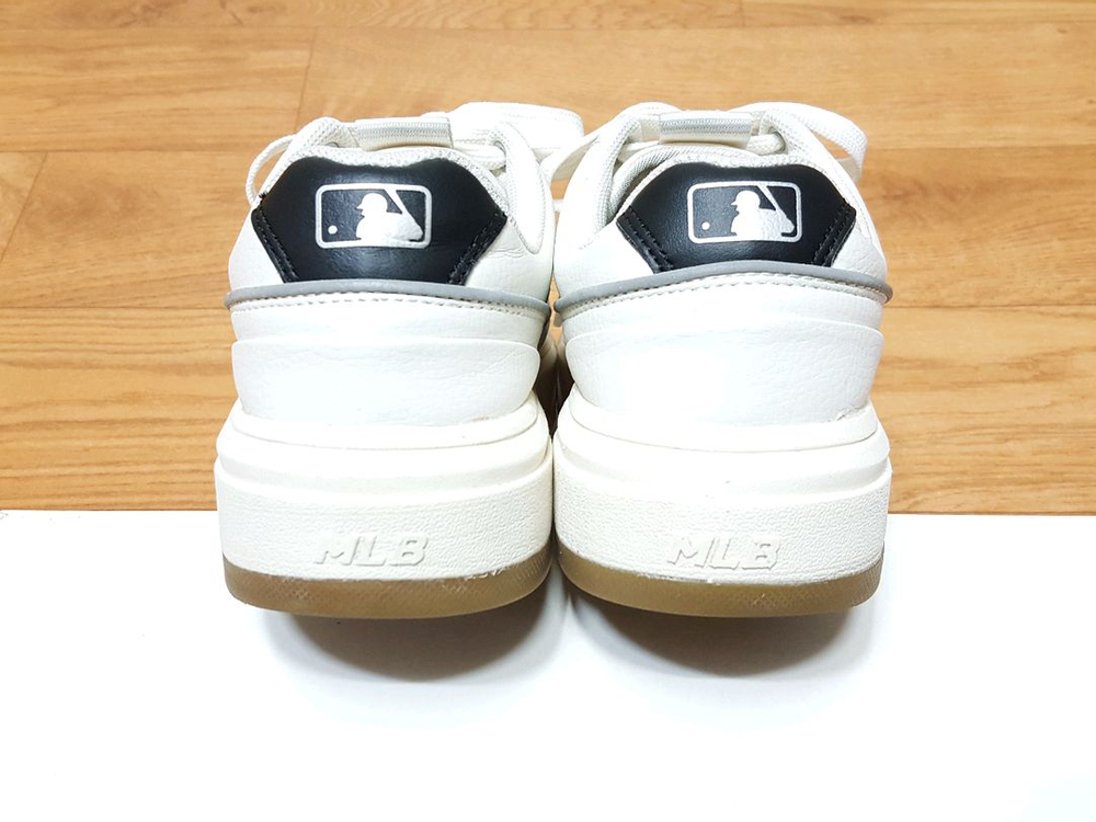 MLB 청키 라이너 NY 3ASXCA12N/경량 가죽 운동화 230-볼날씬235 거의새것 이미지