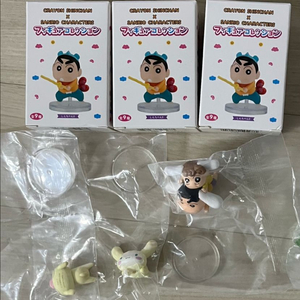 (미개봉)산리오 짱구 콜라보 피규어 시나모롤 가챠 굿즈 일괄 크레용 신짱 이미지