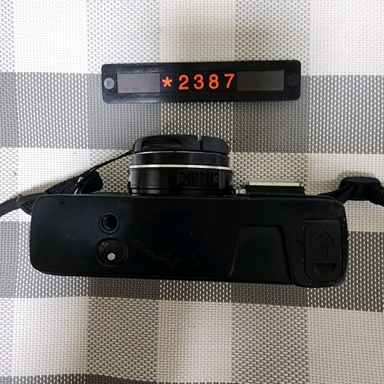 코니카 C 35 EF 필름카메라 이미지