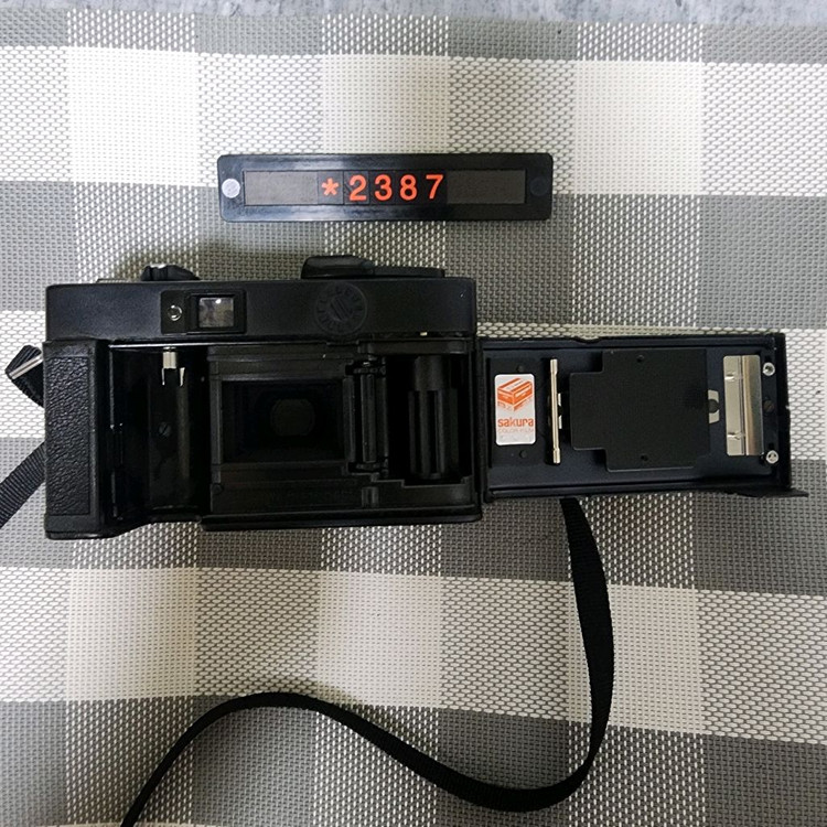 코니카 C 35 EF 필름카메라 이미지