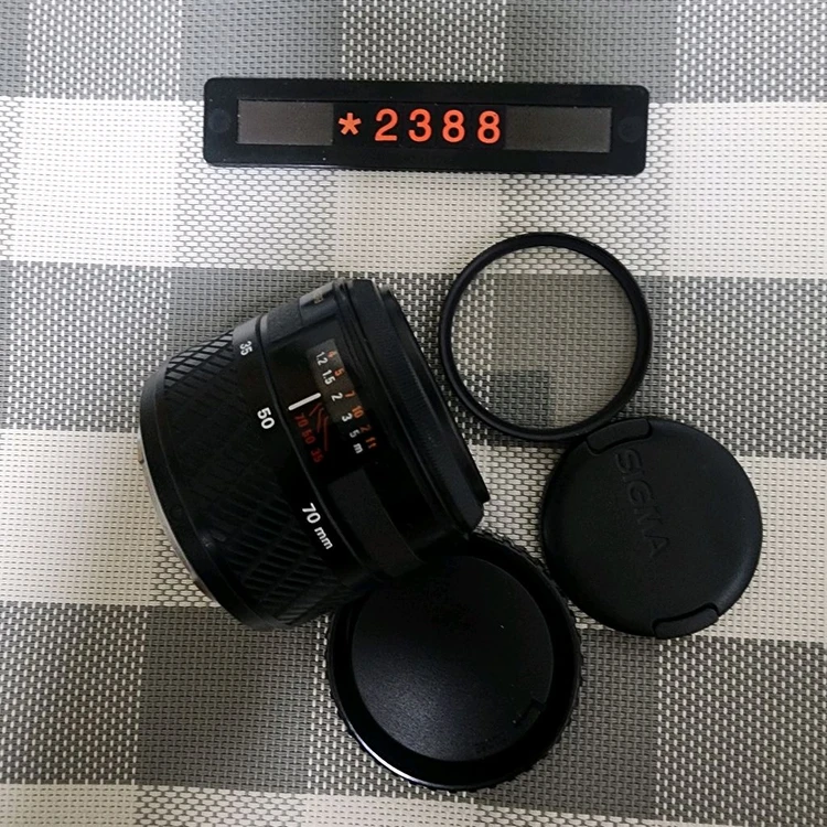교세라 AF 마운트 교세라 35-70mm 줌렌즈 이미지
