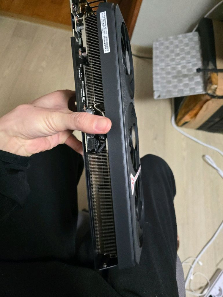 RTX 5070 그래픽카드 이미지