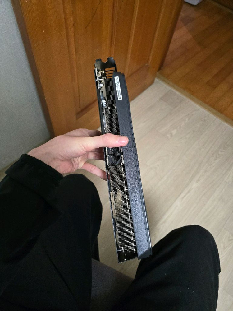 RTX 5070 그래픽카드 이미지