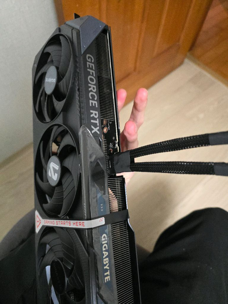 RTX 5070 그래픽카드 이미지