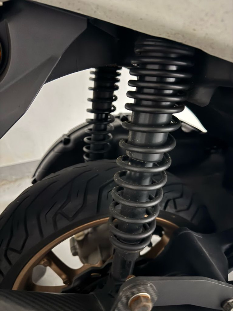 nmax125 이미지