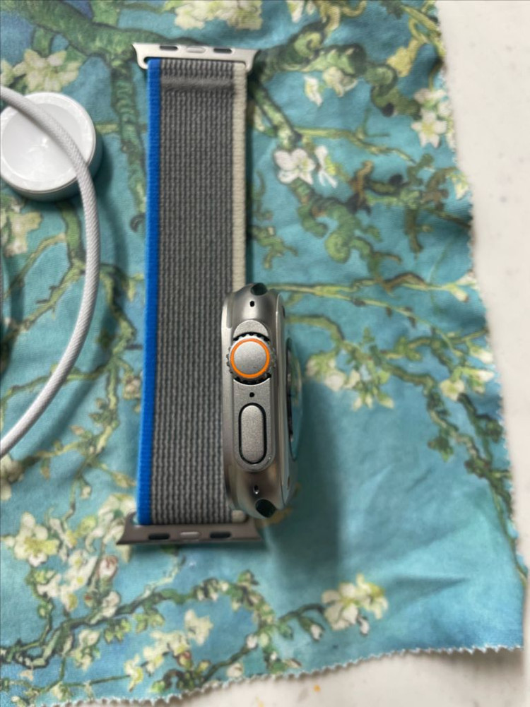 애플워치 울트라2 내추럴 S급 이미지