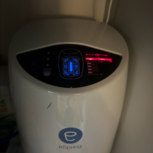 암웨이 이스프링정수기 판매합니다 (필터 교체 필요) 이미지