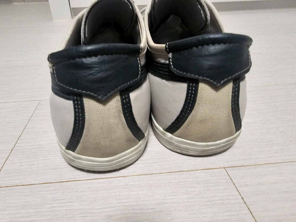 오니츠카타이거 275사이즈 이미지