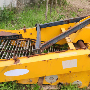 트랙터 트랙트 트렉터 트렉트 두루통상 작물수확기 이미지