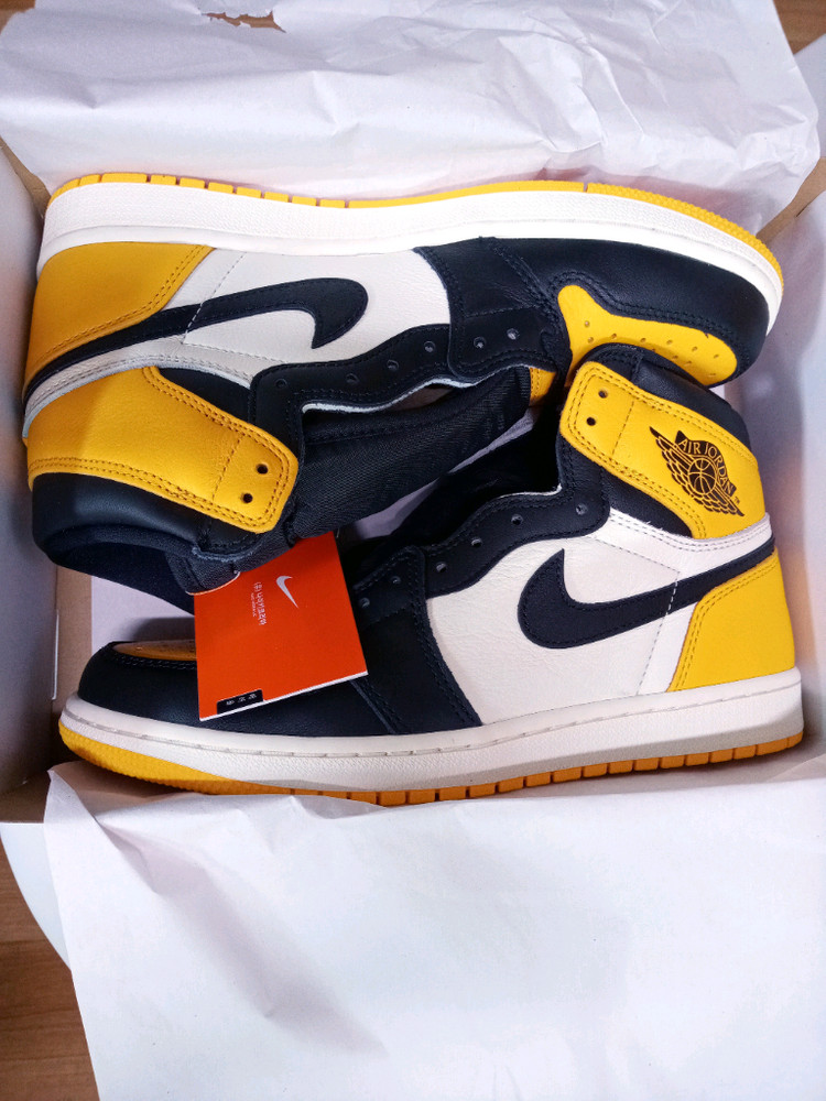 나이키 에어조던 1 하이 OG 엘로우블랙.270 이미지