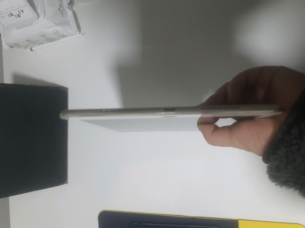 아이패드 프로 9.7 256G WIFI 1세대 풀세트 팔아요(휴대성최강,노트북 대용O) 이미지