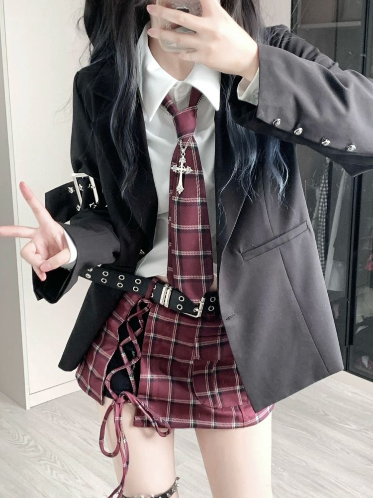 캐릭캐릭체인지 캐캐체 아무 교복 졸업사진 졸사대여 이미지