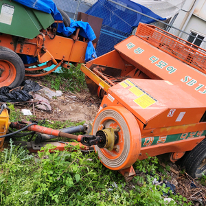 상태아주좋은 트랙터 트랙트 트렉터 트렉트 사각 베일러 베일르 배일러 배일르 이미지